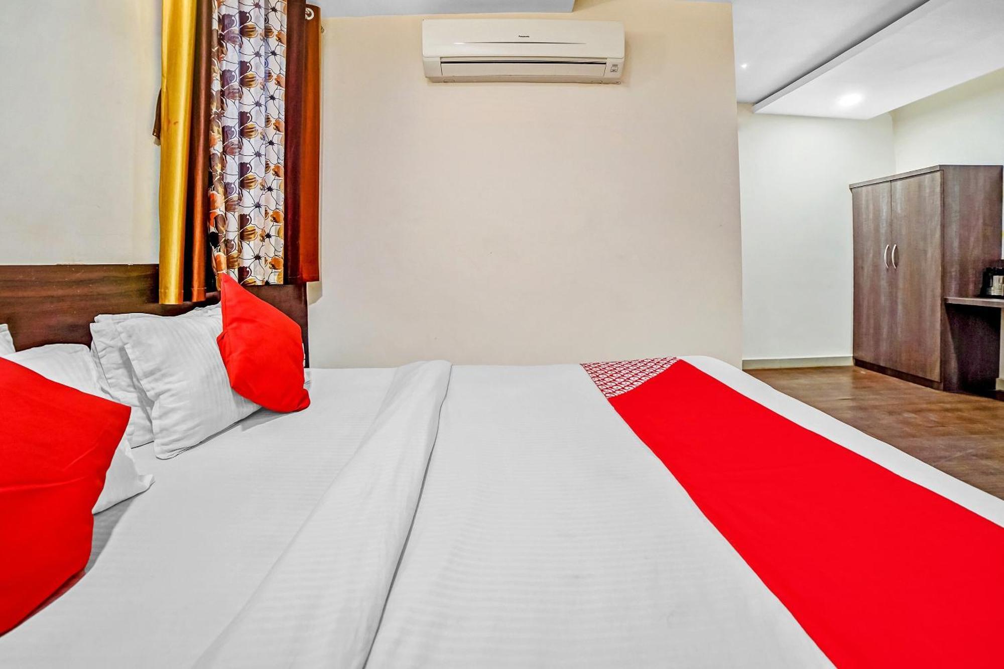 โอโย 45443 โฮเต็ล สุวิท Hotel บิลาสปูร์ ภายนอก รูปภาพ